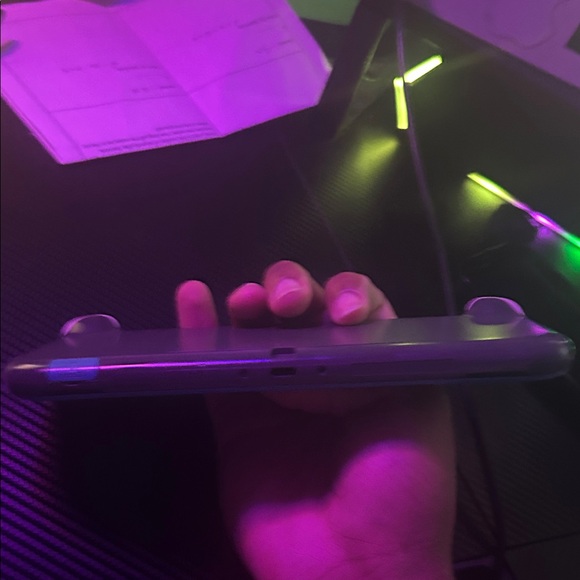 Nintendo Switch Lite- Blue - Picture 4 of 4